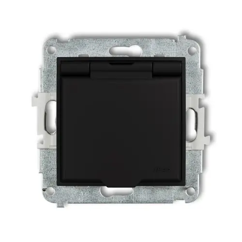 Mechanizm gniazda bryzgoszczelnego z uziemieniem 2P+Z (klapka czarny mat, przesłony torów prądowych) Karlik MINI czarny mat 12MGPB-1zp Darmowy zwrot